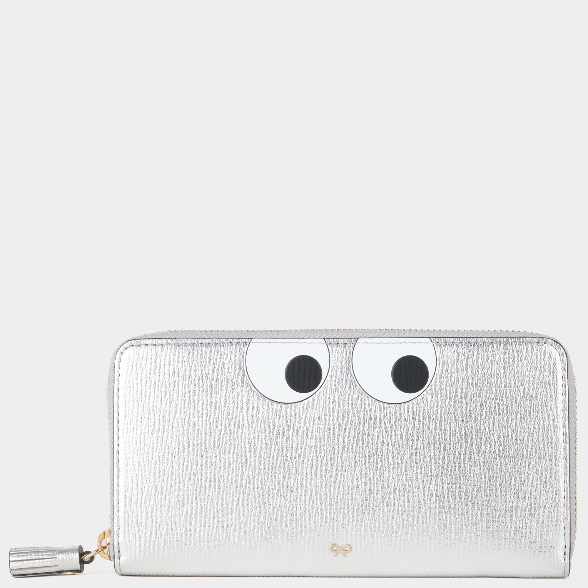 アイズ ラージ ジップ ウオレット -

                  
                    Capra in Silver -
                  

                  Anya Hindmarch JP
