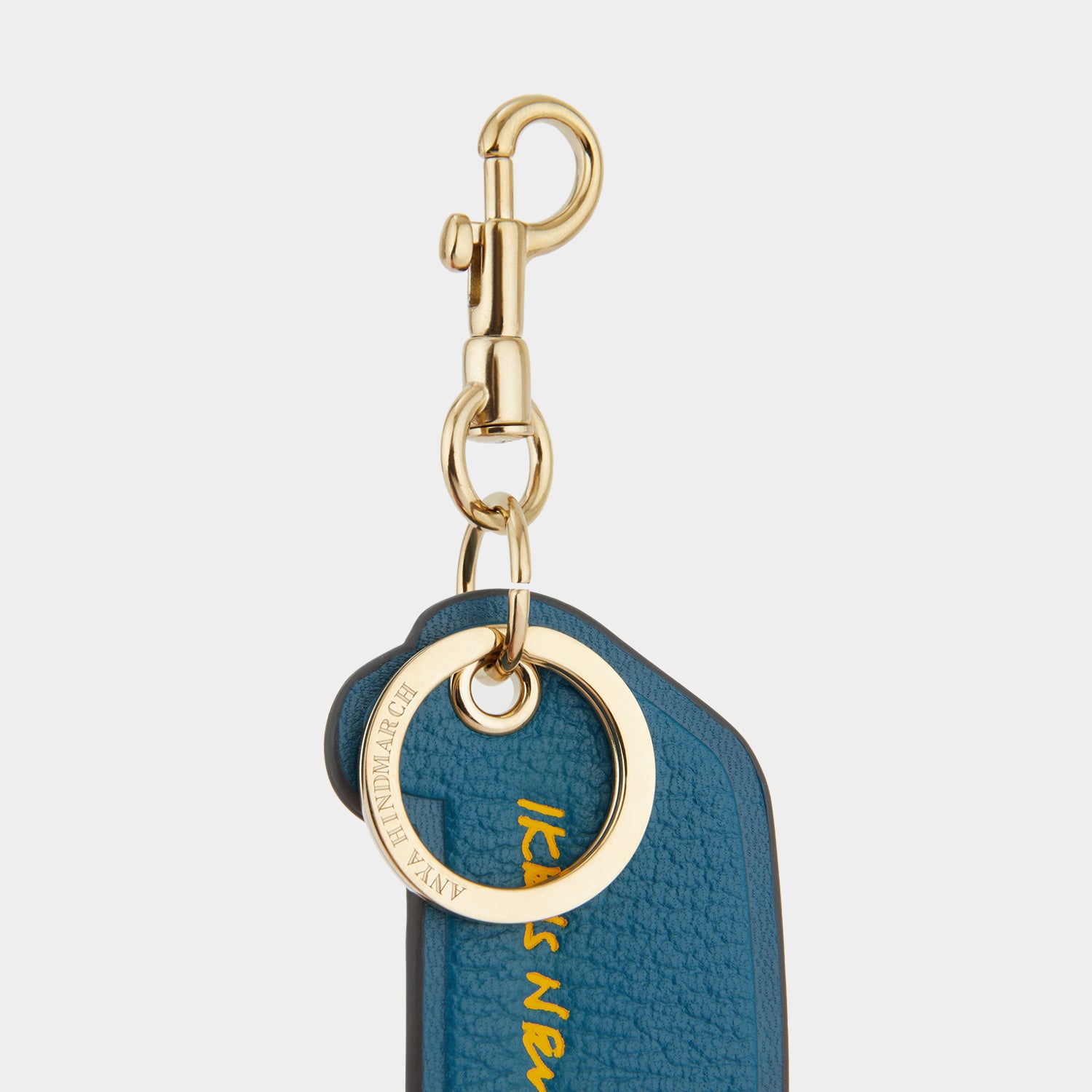 ビスポーク カーチャーム -

          
            Capra in Petrol Blue -
          

          Anya Hindmarch JP
