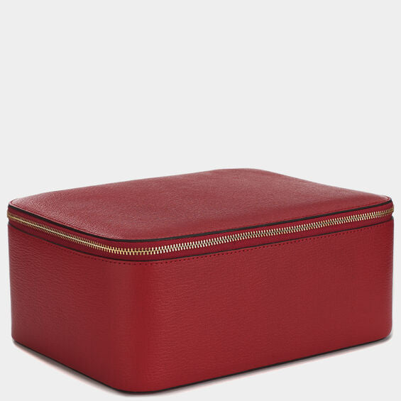 ビスポーク キープセイク ボックス XL -

          
            Capra in Red -
          

          Anya Hindmarch JP
